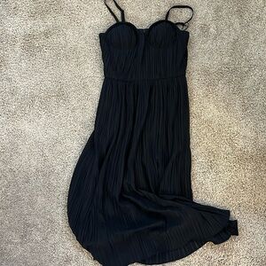 DKNY Spaghetti Strap Empire Waist Accordion Pleated Maxi Dress Size 2 NWT